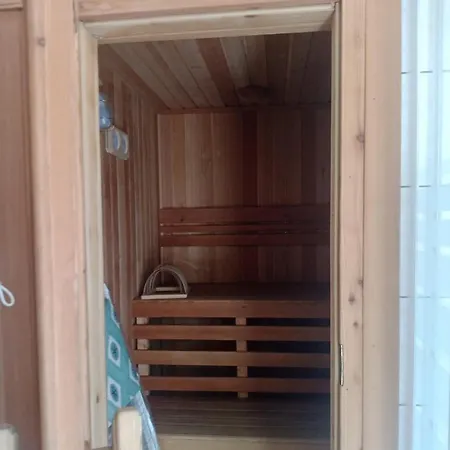 Apartment Sarga Katica Vendeghaz *